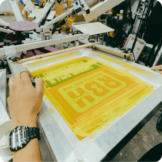 What makes custom screen printing