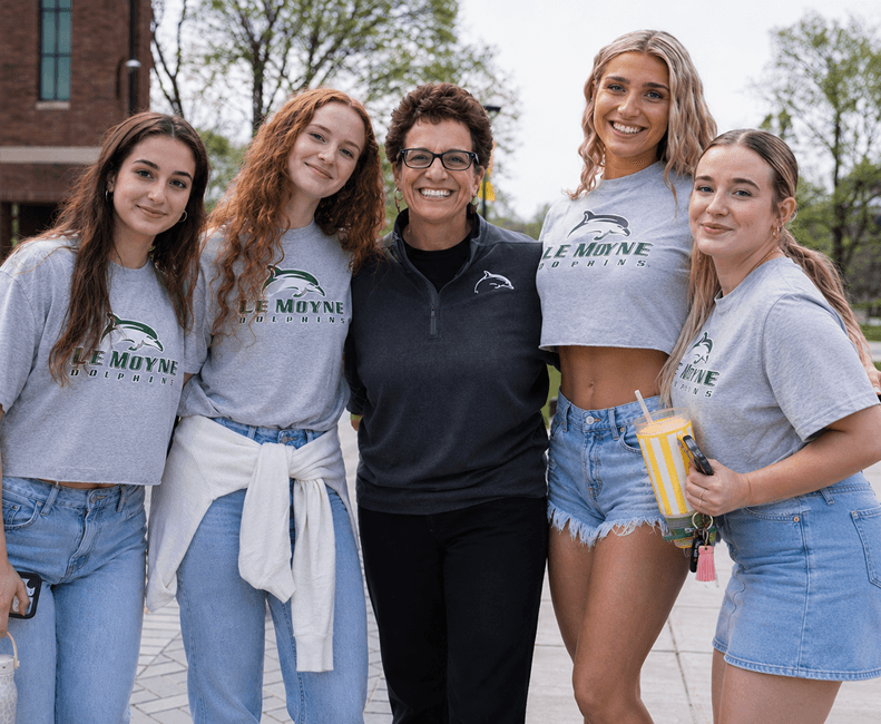 Le Moyne College order