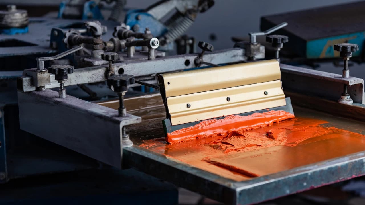 We use vibrant, high-quality inks for our personalized screen printing service to make your t-shirt designs pop.