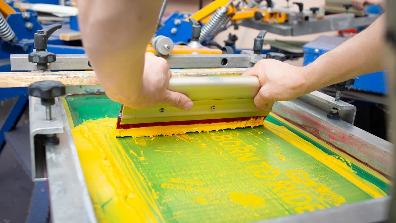 Looking for the cheapest screen printing t-shirts? Our process ensures quality custom silk screen printing at great prices.