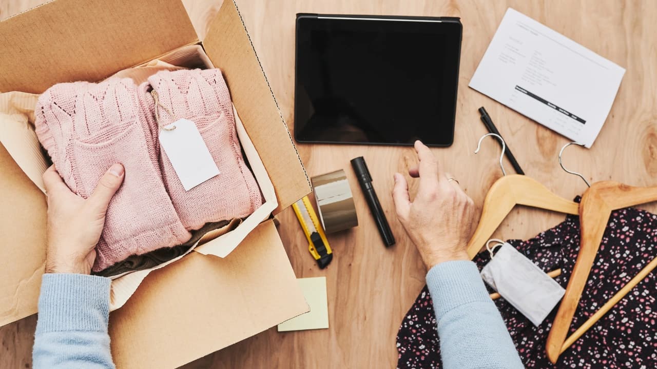 Different types of custom merch that you can provide as gifts for you customers